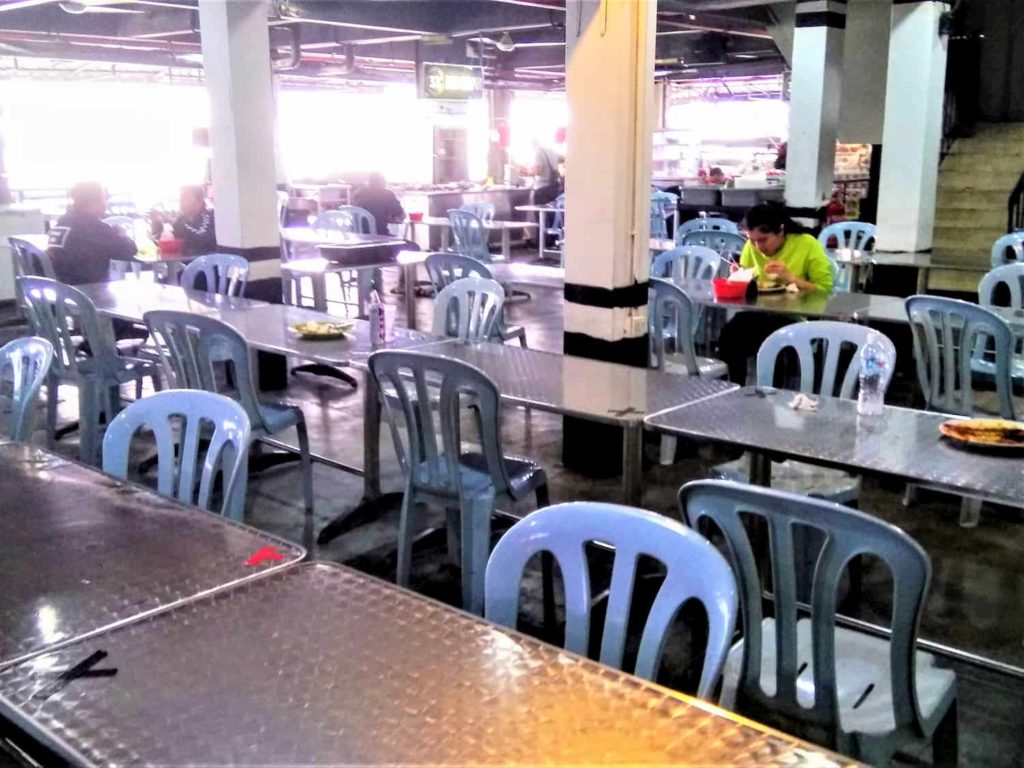 33フードコート、ブキビンタンの裏路地の老舗